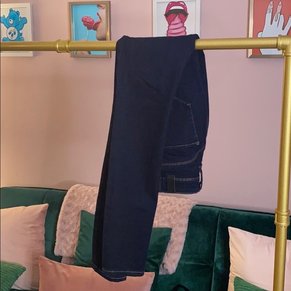 Jean - Picture 1 of 2